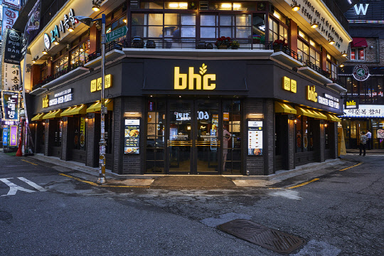 서울 시내의 한 bhc 매장 전경. <bhc 제공>
